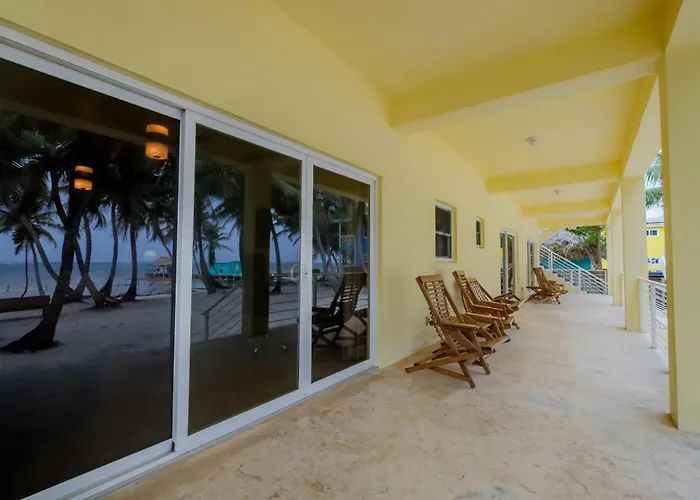 Сasa de vacaciones Belizean Dreams 3br Beachfront *